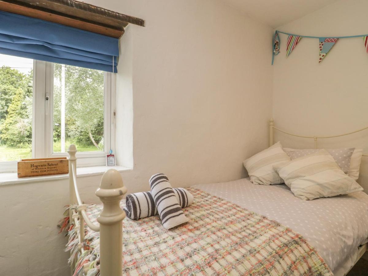 Apple Tree Cottage Shillingstone Exterior photo