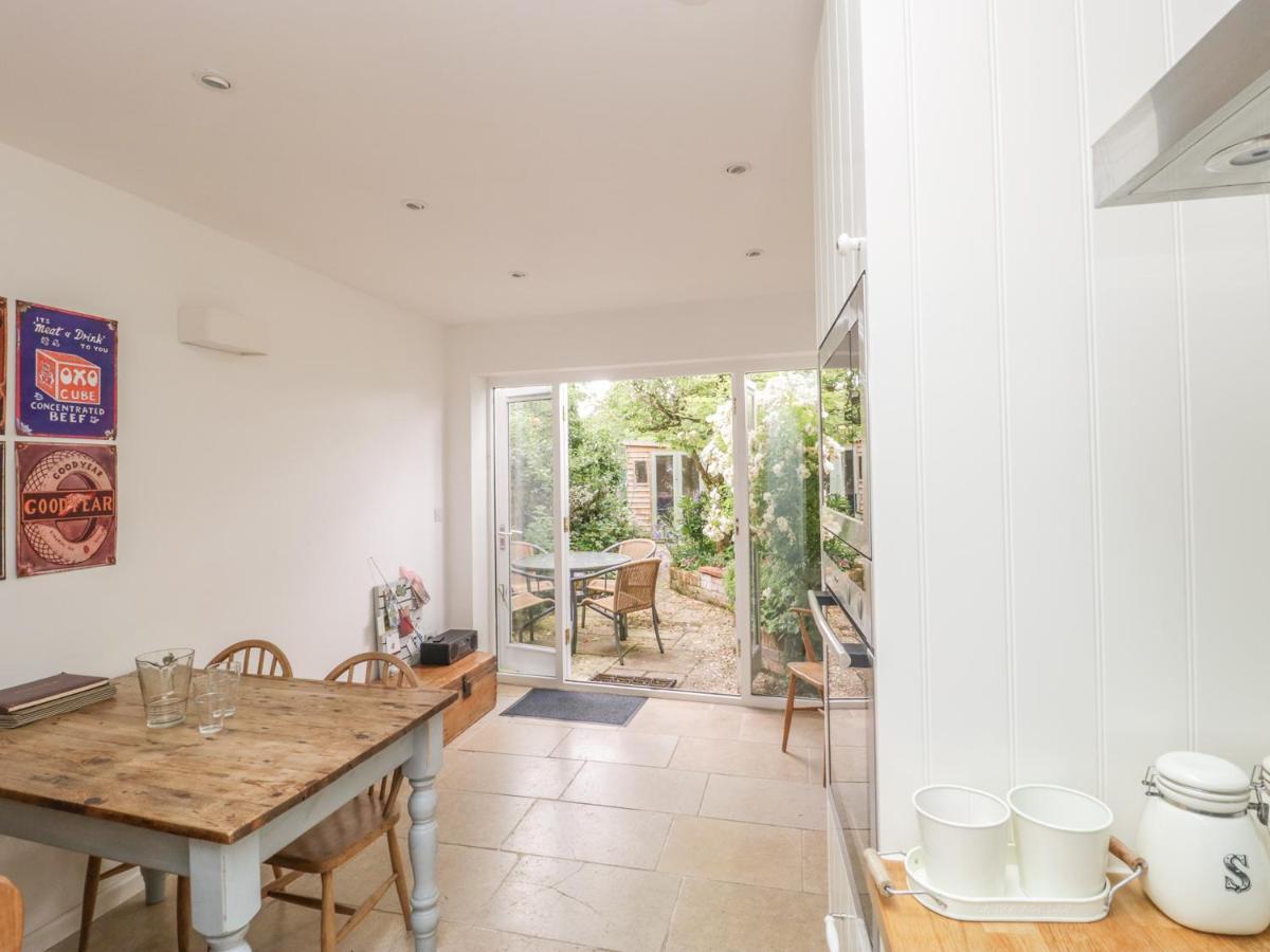 Apple Tree Cottage Shillingstone Exterior photo